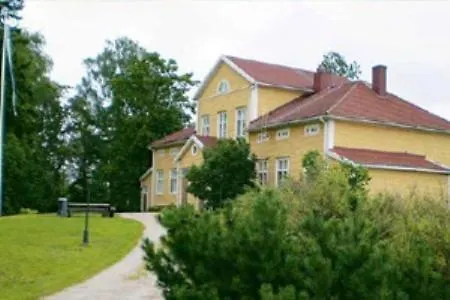 利里尼恩庄园住宿加早餐旅馆 住宿加早餐酒店 Lohja
